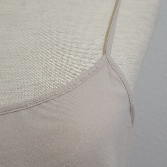 JUNIORS PLUS SIZE NO BOUNDARIES WOMAN'S TOP - Picture 2 of 6